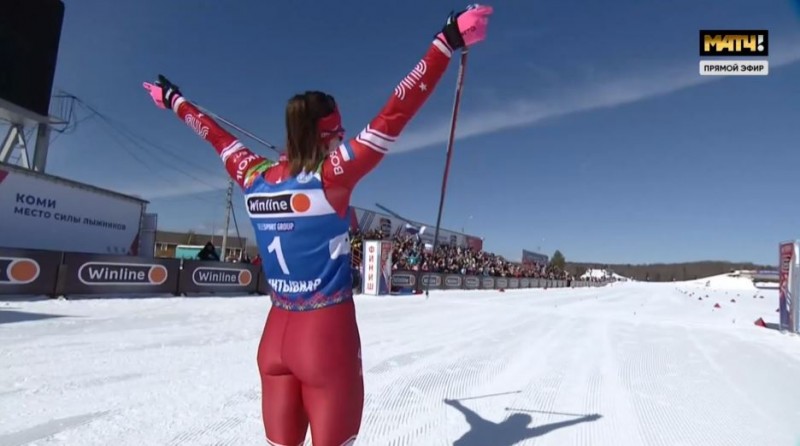 Наталья Непряева победой завершила чемпионат России по лыжным гонкам в Коми