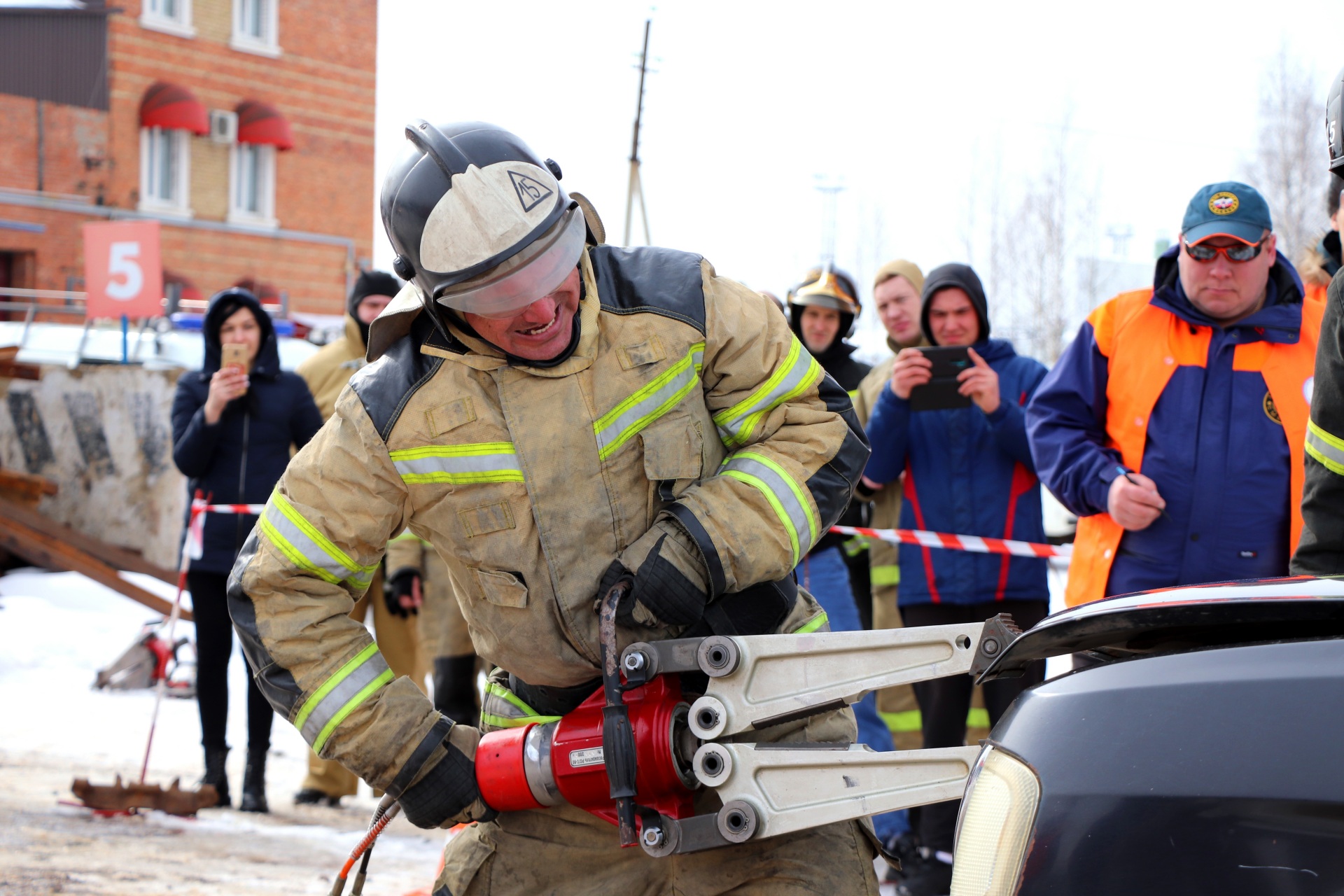 Пожарно аварийная спасательная подготовка