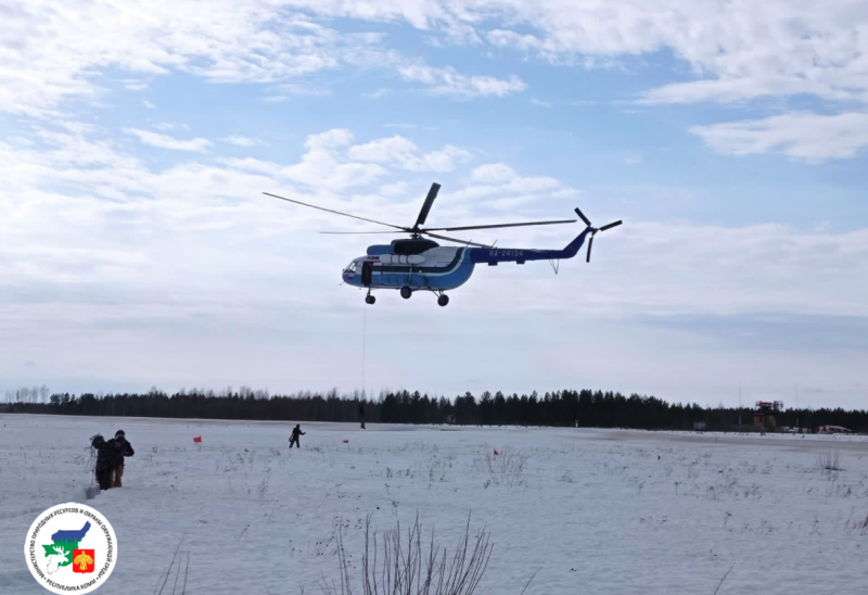 В Коми "лесной спецназ" отрабатывает тренировочные спуски с вертолёта