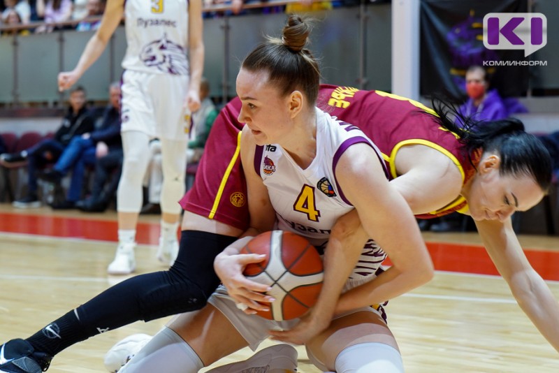В Сыктывкаре "Ника" выиграла первый матч за бронзу баскетбольной Премьер-лиги