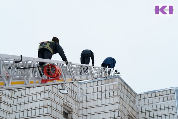 Пожар в Сосногорске вынудил покинуть квартиры 28 жильцов