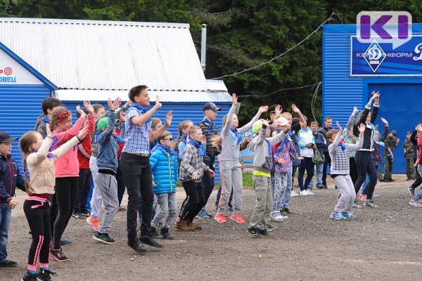 В России предложили создать единую детско-молодежную организацию

