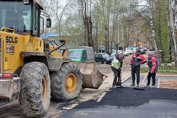 Работы по ремонту тротуаров и дворов в Сыктывкаре идут в соответствии с графиком