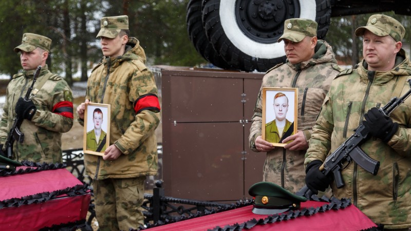 В Корткеросском районе простились с погибшими во время спецоперации на Украине братьями Лоскутовыми