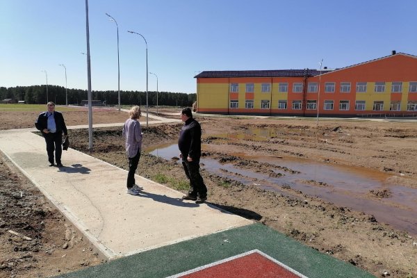 Строительство школы на 400 мест в Помоздино находится в высокой степени готовности