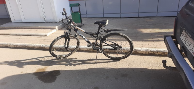 В Сыктывкаре водитель ВАЗа совершил наезд на подростка-велосипедиста