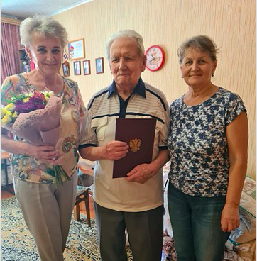 Жителя Сыктывкара поздравили с 95-летием от имени президента России

