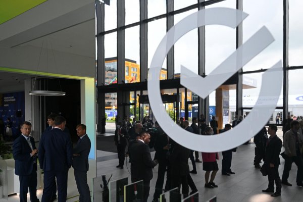 На собственной сессии Сбера на ПМЭФ обсудили вызовы финансового рынка страны