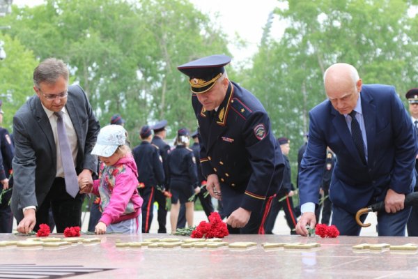 Полицейские Коми, общественники и кадеты отдали дань памяти павшим в годы Великой Отечественной войны