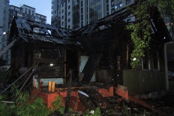 В Сыктывкаре школьник спалил заброшенный дом 