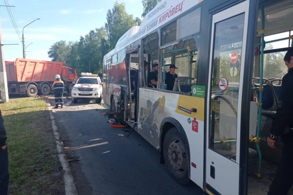 Прокуратура Сыктывкара организовала проверку по факту ДТП с участием КамАЗа и пассажирского автобуса