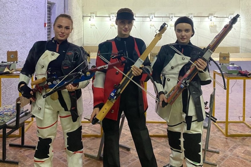 Екатерина Паршукова завоевала пять медалей на чемпионате России по стрельбе из арбалета
