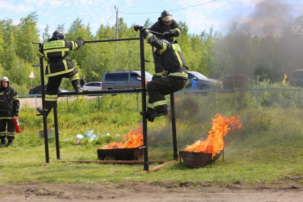 Столетие пожарной охраны в Щельяюре отметили соревнованиями пожарных 