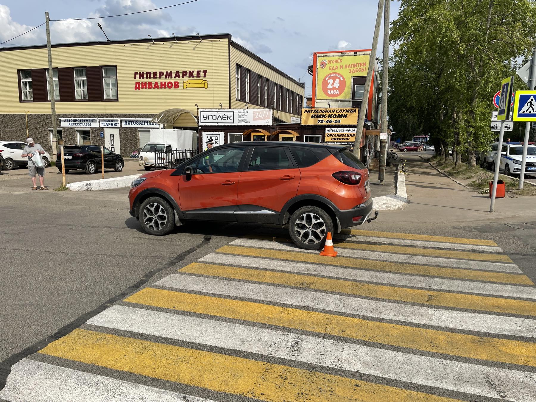 В Сыктывкаре водитель на Renault сбила ребенка | Комиинформ