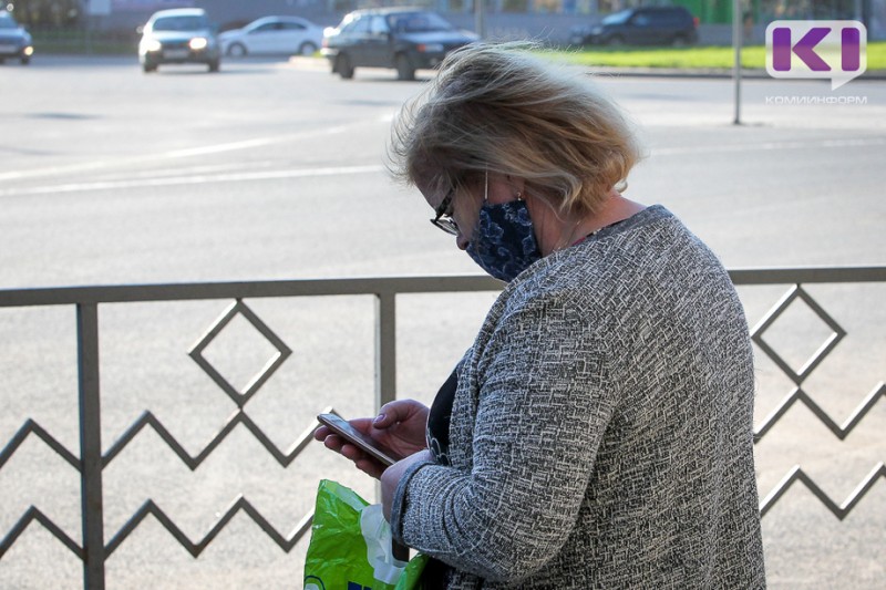 В полицию Сыктывкара обращаются горожане, которым массово звонят мошенники под предлогом "ваш родственник в беде"
