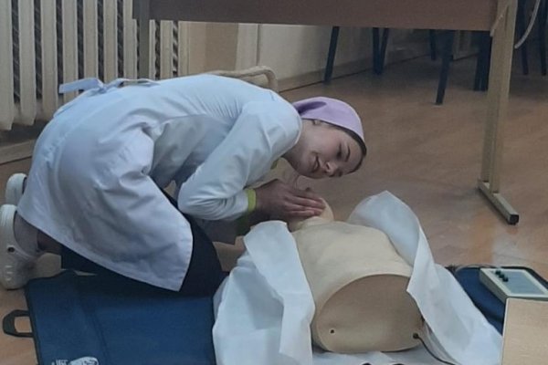 В Сыктывкарском медколледже завершилась первичная аккредитация выпускников