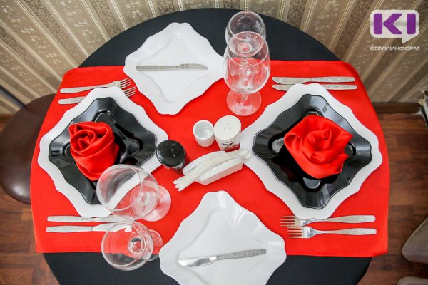 Жители и гости Коми потратили за полгода в ресторанах и кафе 5,9 миллиарда рублей  

