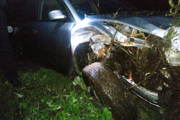 В Сысольском районе в результате ДТП пострадали водитель и пассажирка Volkswagen