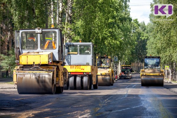 В Ухте и Сосногорске до середины октября отремонтируют 3,8 км дорог