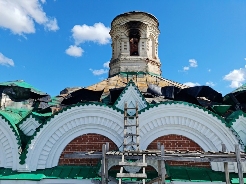 В Коми в купол Кылтовского монастыря ударила молния