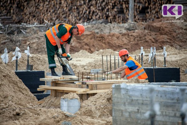 За год в Коми спрос на работников в сфере строительства вырос на 74%