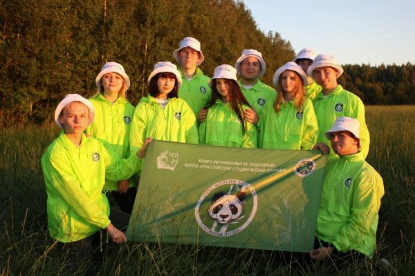 Волонтеры помогли в строительстве экологической тропы нацпарка 