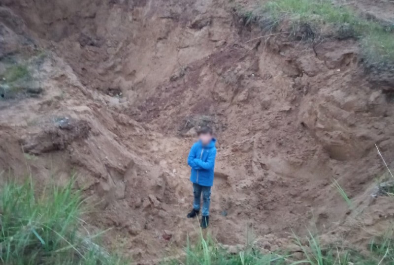 Полиция Усть-Вымского района отказалась возбуждать уголовное дело по незаконной добыче песка рядом с детсадом
