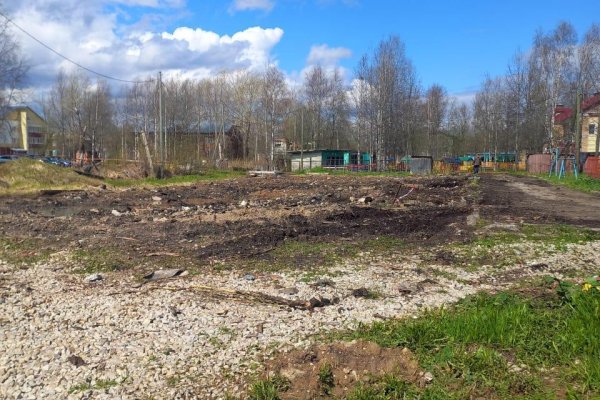 Решаем вместе: в ухтинском поселке полностью убрали последствия пожара от горевшего общежития 