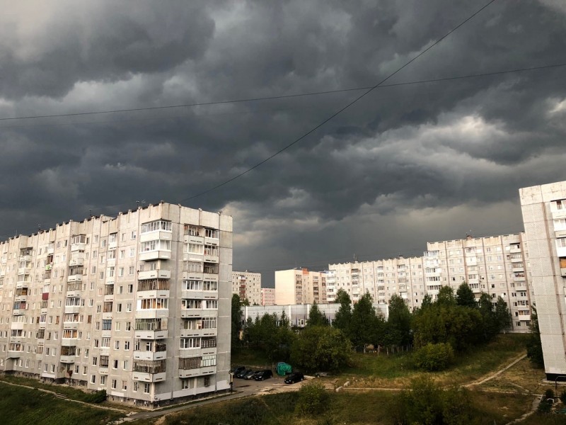 Жители Ухты и Сосногорска делятся снимками последствий стихии