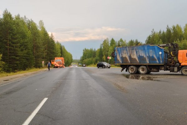 В Сосногорском районе произошло лобовое столкновение двух грузовиков 