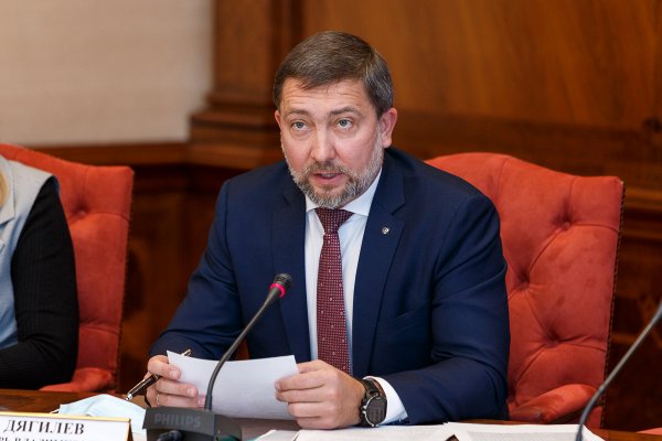 Минздрав попросил 100 млн рублей у правительства Коми на закупку препаратов для лечения ковида