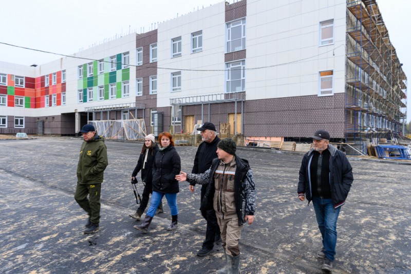 Глава Коми проинспектировал ход строительства социальных объектов в Прилузье