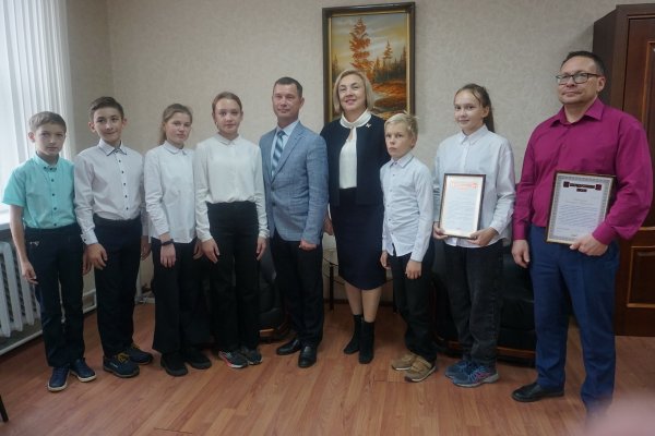 Сысольские школьники отмечены благодарственными письмами главы Коми 

