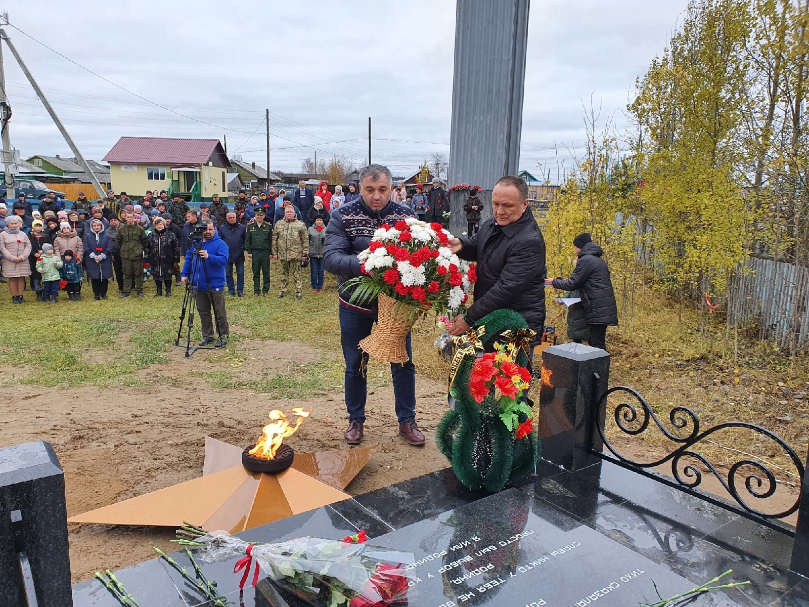 В деревне Захарвань установили памятник погибшим в ходе спецоперации на  Украине военнослужащим | Комиинформ