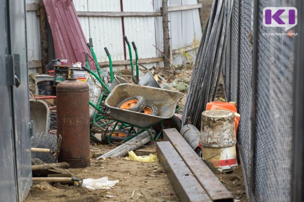В Удорском районе по факту гибели рабочего при демонтаже многоквартирного дома возбуждено уголовное дело