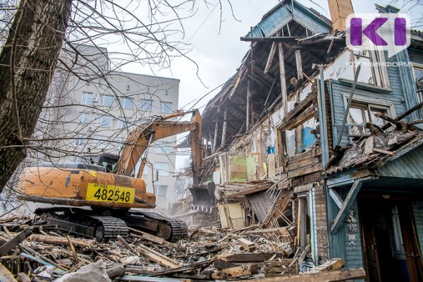 Коми получит 32,8 млн рублей на расселение жителей из аварийного жилья