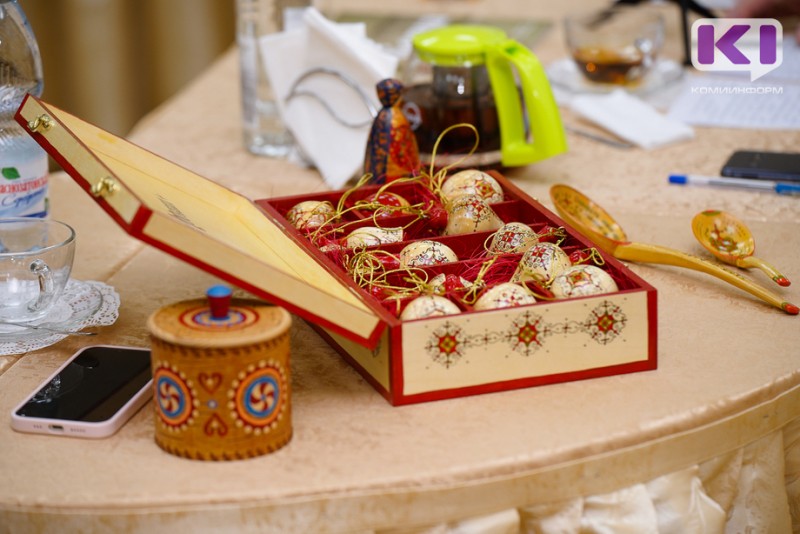  На федеральном конкурсе "Ёлки России" Коми украсит новогоднюю ель деревянными игрушками