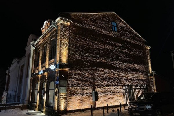 Дом купца Оплеснина в столице Коми обрел архитектурную подсветку