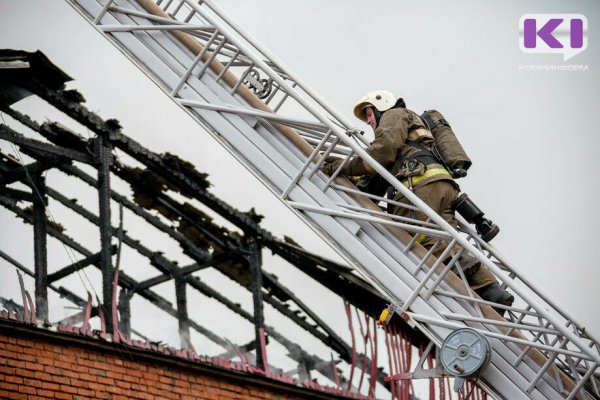 В сосногорском поселке Поляна на пожаре погиб 58-летний мужчина