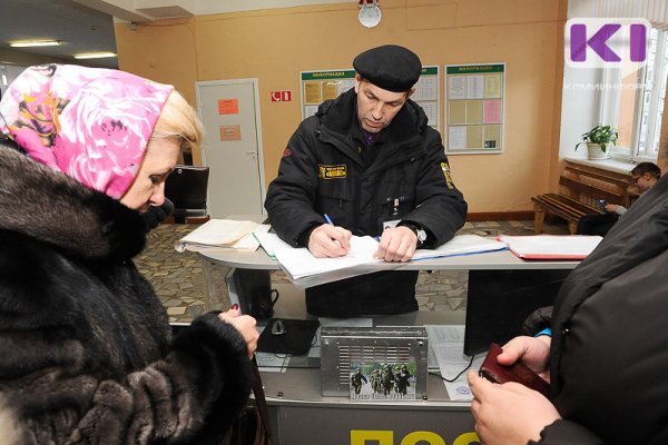 По решению суда в двух школах Сосногорска появятся охранники