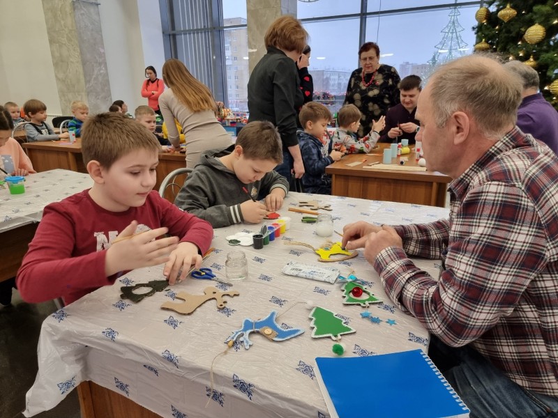Ухтинские дети показали, как можно "бросовый материал" превратить в уникальные игрушки ручной работы