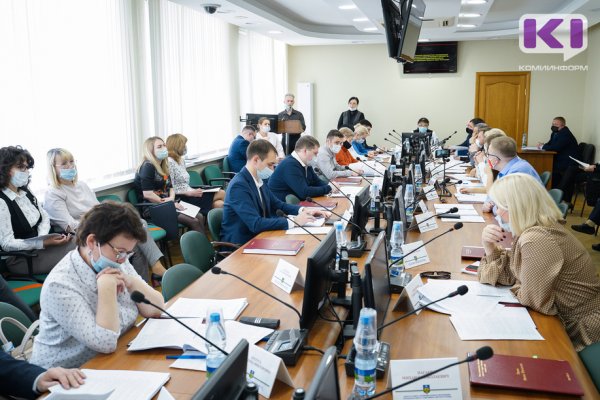 Сыктывкарских депутатов будут лишать мандата за прогулы