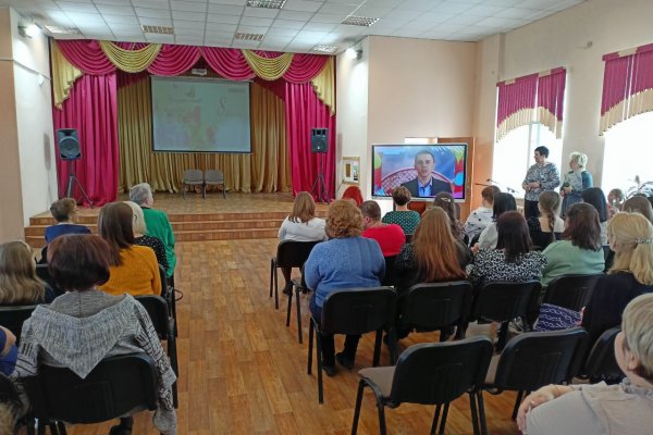 Республика Коми и Ровеньки обменялись поздравлениями с 8 марта

