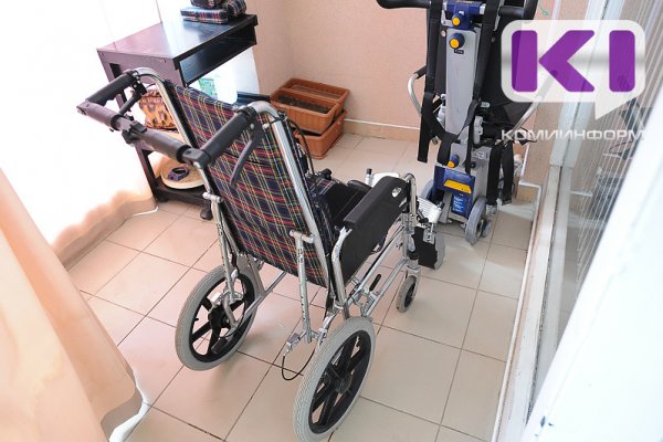 Прокуратура Сыктывкара через суд защитила право инвалида на бесплатное обеспечение креслом-коляской