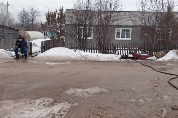 В Прилузье талые воды затопили жилище пенсионерки и магазин 
