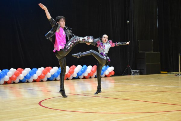 В столице Коми состоялись межрегиональные соревнования по акробатическому рок-н-роллу