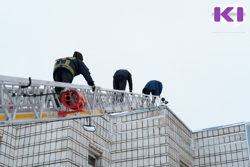 Пожар в Ухте вынудил 35 человек покинуть квартиры