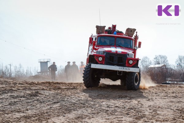 Пожарно-спасательные подразделения ликвидируют пожар в Койгородском районе