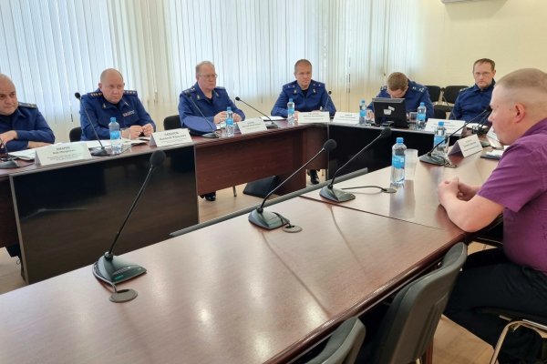 Заместитель генпрокурора России Алексей Захаров провел личный прием граждан в Коми