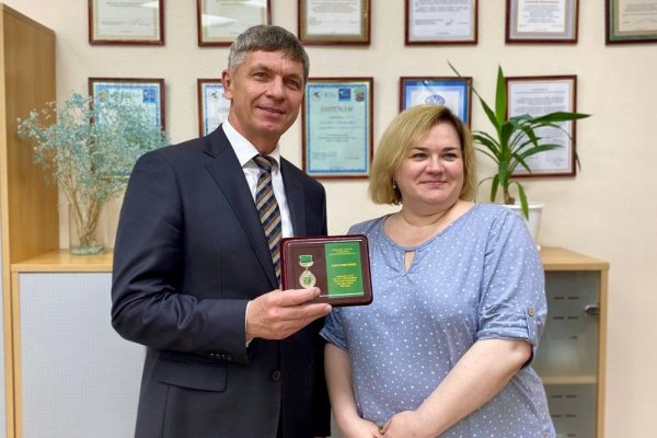 Андрея Майера наградили памятной медалью в честь 185-летия управления госимуществом России
